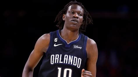 Bol Bol's impact on the Mafic's offensive and defensive strategies before his waiving